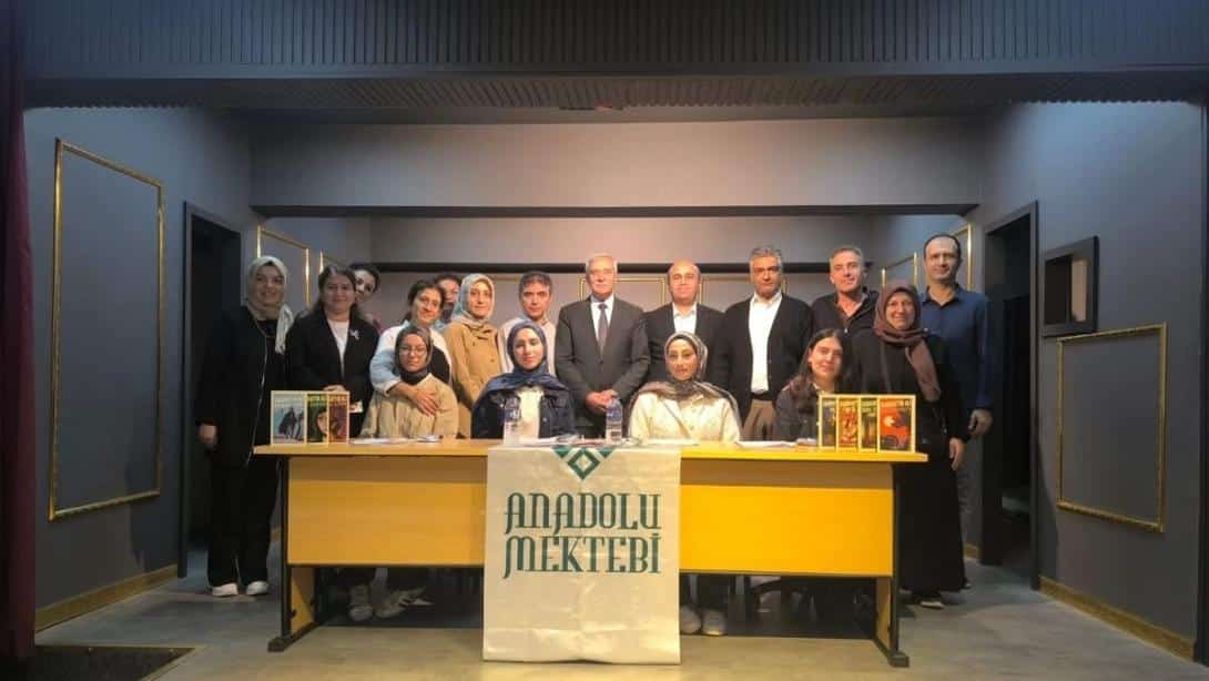 Anadolu Mektebi Yazar Okumaları Projesi
